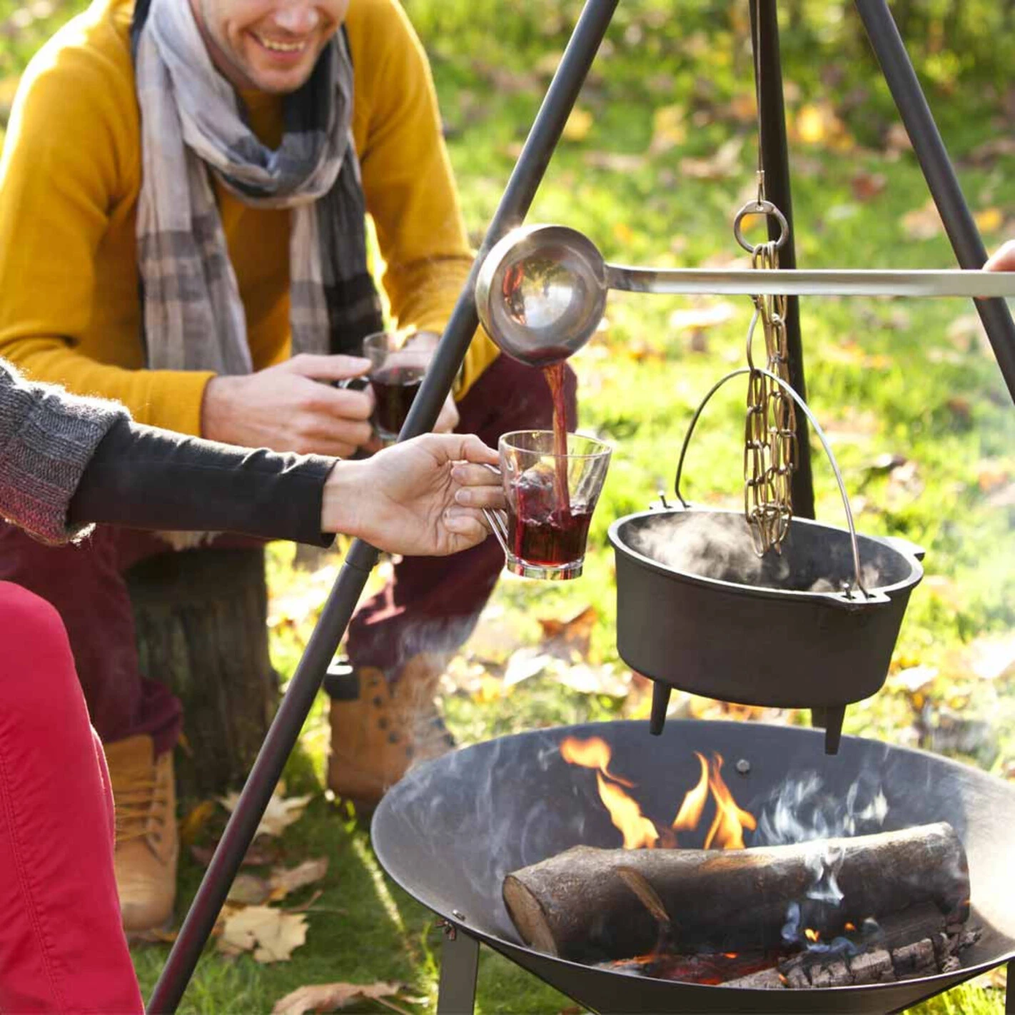 Cocotte 9L En Fonte Trépied Junko - Barbecook 6 Cocotte 9L En Fonte Trépied Junko - Barbecook – Image 4