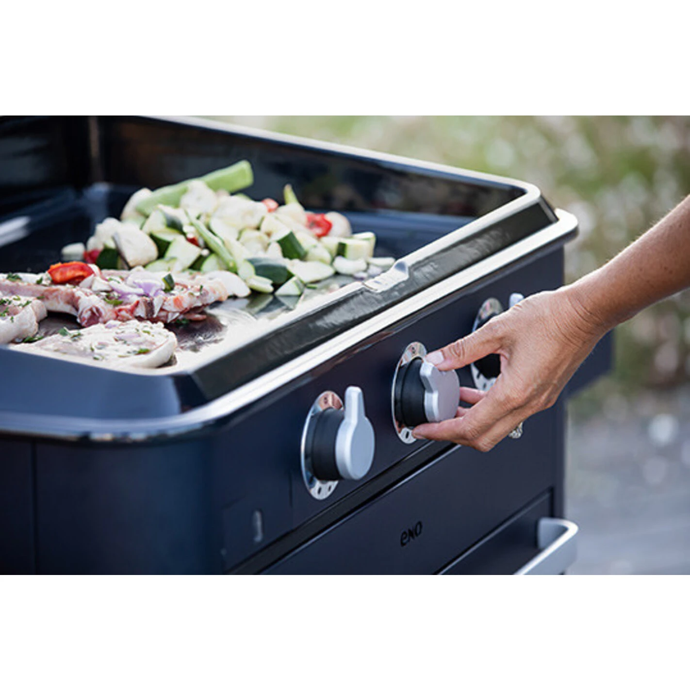 Plancha Gaz Enosign 80 Bleue Navy Avec Capot - ENO* 8 Plancha Gaz Enosign 80 Bleue Navy Avec Capot - ENO* – Image 6