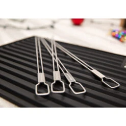 Repose Accessoires En Silicone - Tapis Pour Tablette - Broil King -Équipement De Barbecue support ustensiles silicone 0060162600098 4